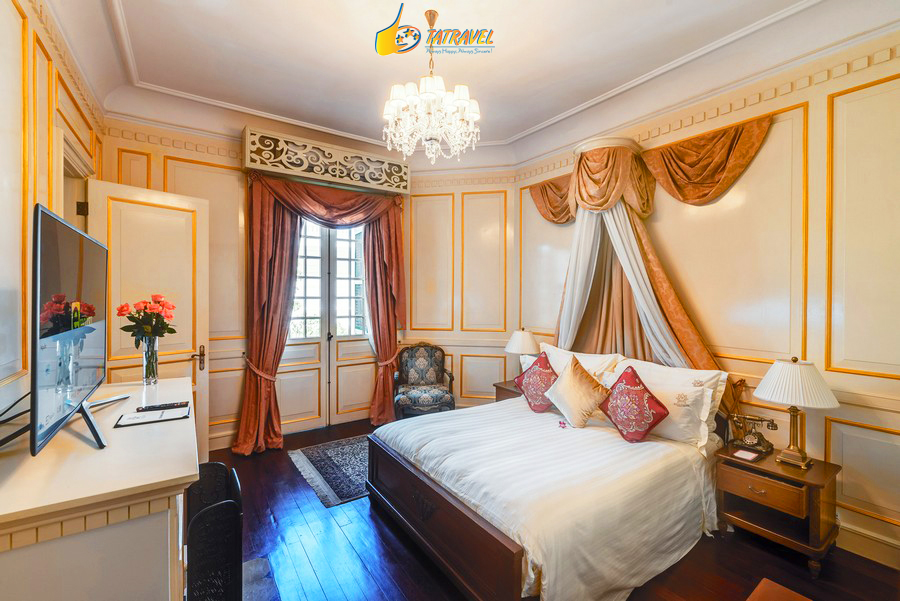 Khách sạn Dalat Palace Heritage Luxury tại Đà Lạt